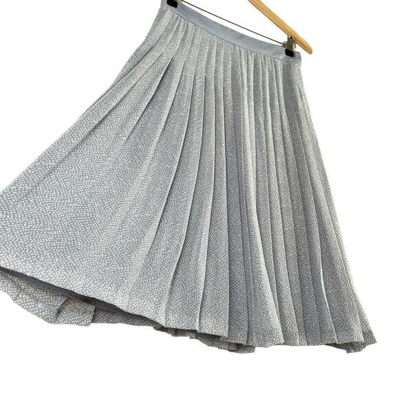 Club Monaco Silk Pleated‎ Polka Dot Midi Skirt in Gray and White, Size 2 - Picture 6 of 10